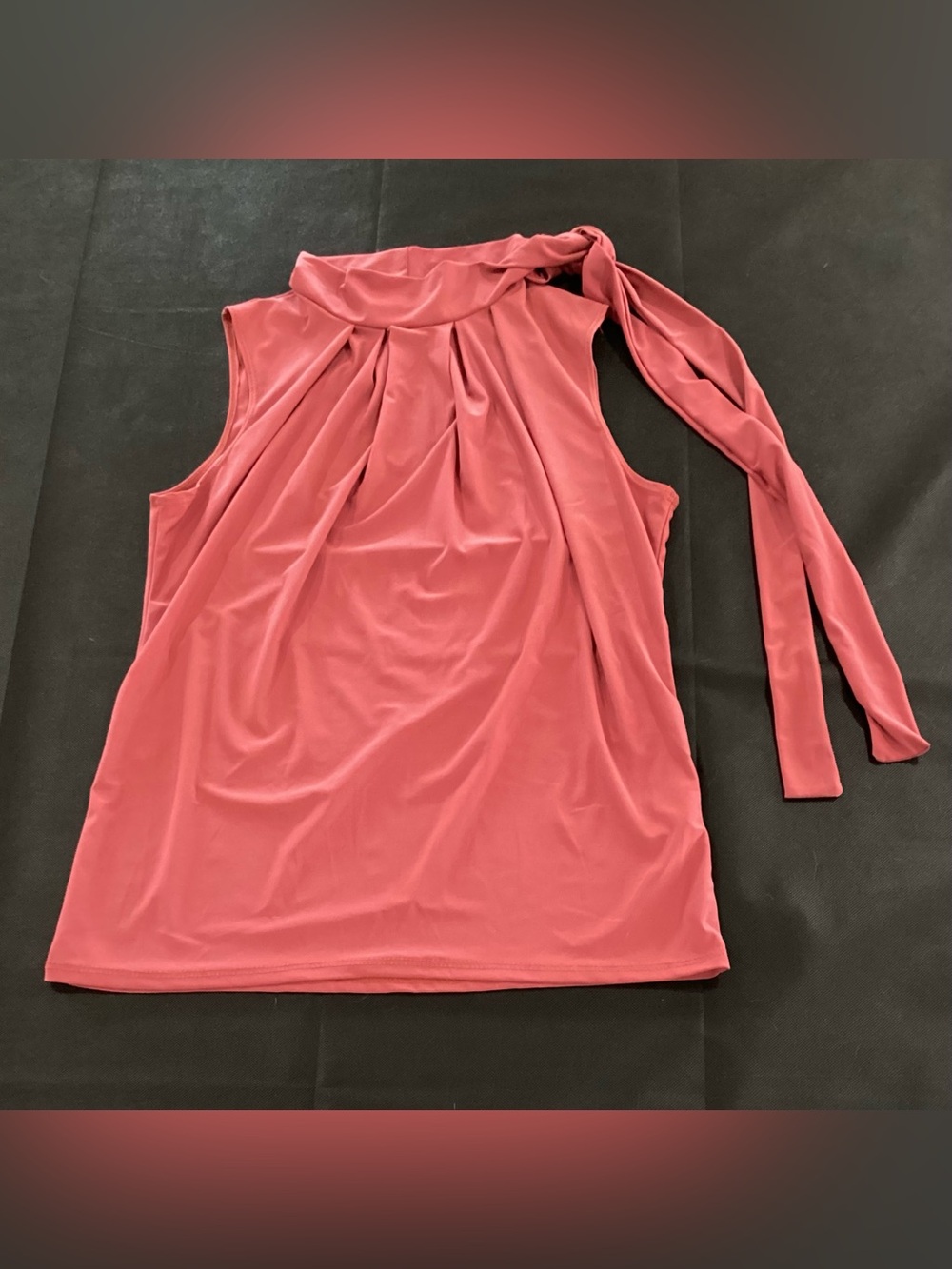 Tiffany &Grey Sleeveless Tie-Neck Camisole in Rose Pink size amp 9/10